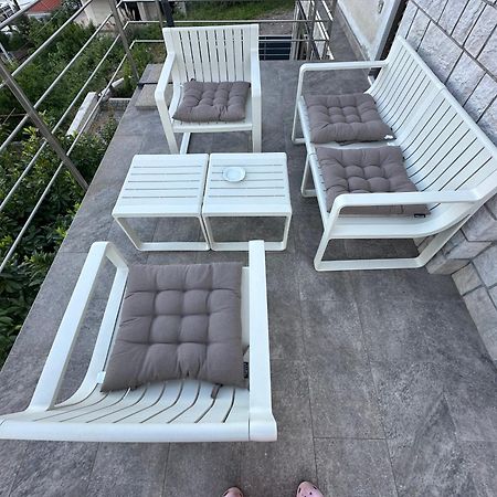 Vacation Home Lucija Slatina  外观 照片