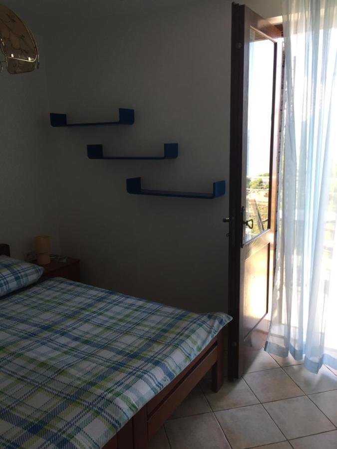 Vacation Home Lucija Slatina  外观 照片